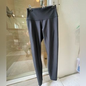 7/8 HIGH-WAIST AIRLIFT LEGGING Alo Yoga